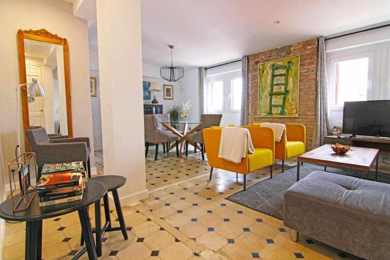 LUXURY OLD TOWN tu casa en Cervantes brisas de mar y vino Málaga Exterior foto